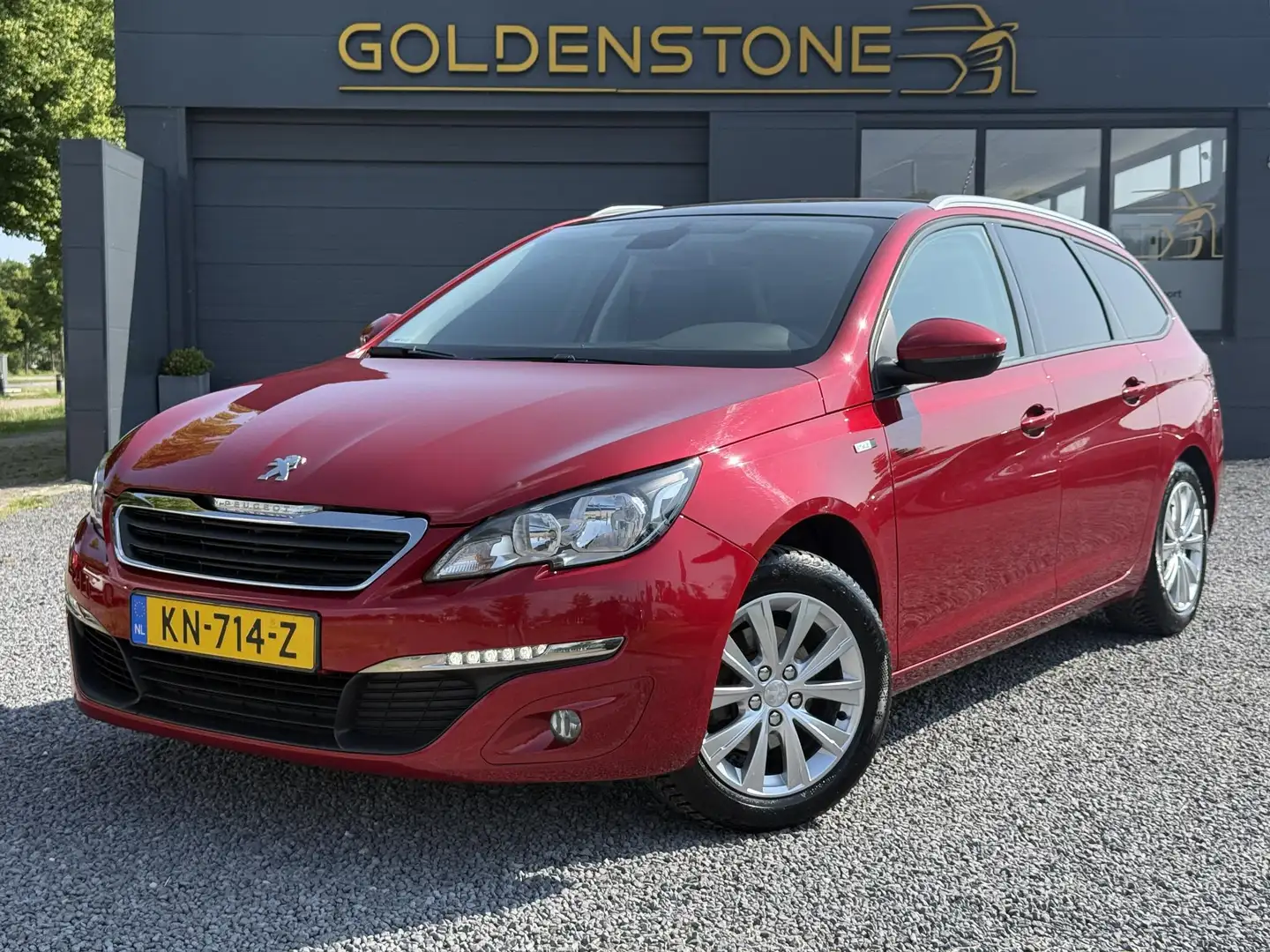 Peugeot 308 SW 1.2 PureTech Style 1e Eigenaar,Pano,Navi,131pk, Червоний - 1