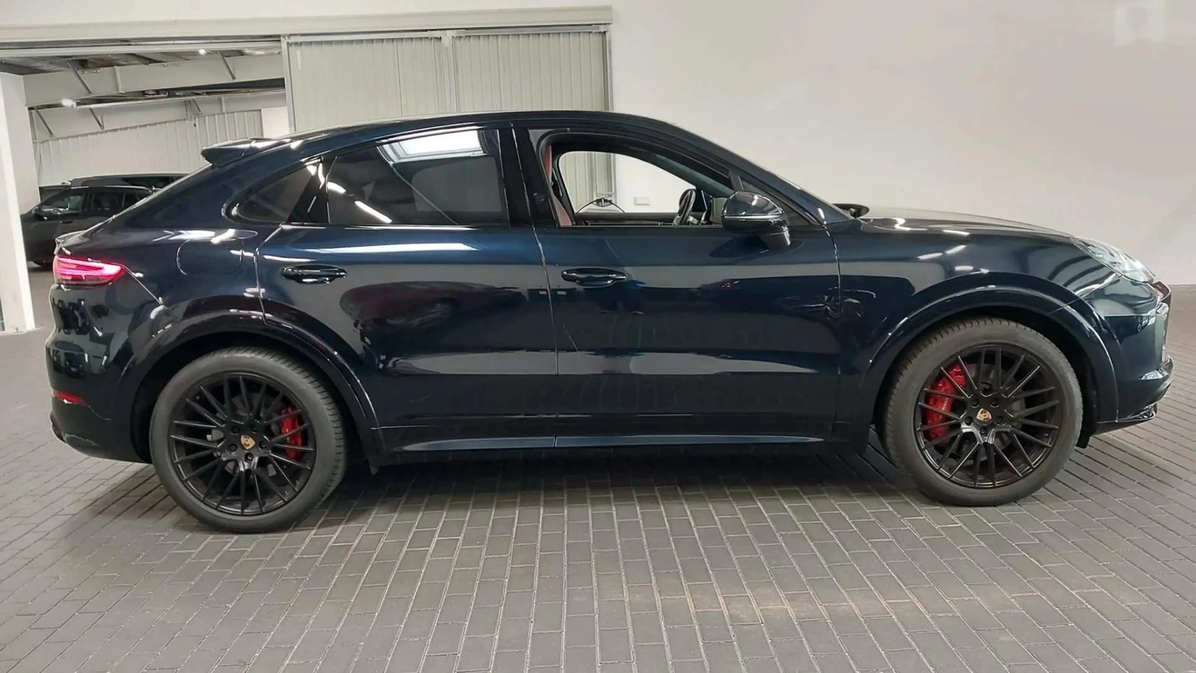 Porsche Cayenne GTS COUPE PDLS+/PASM/PANO/8-WEGE/KAMERA — photo 12