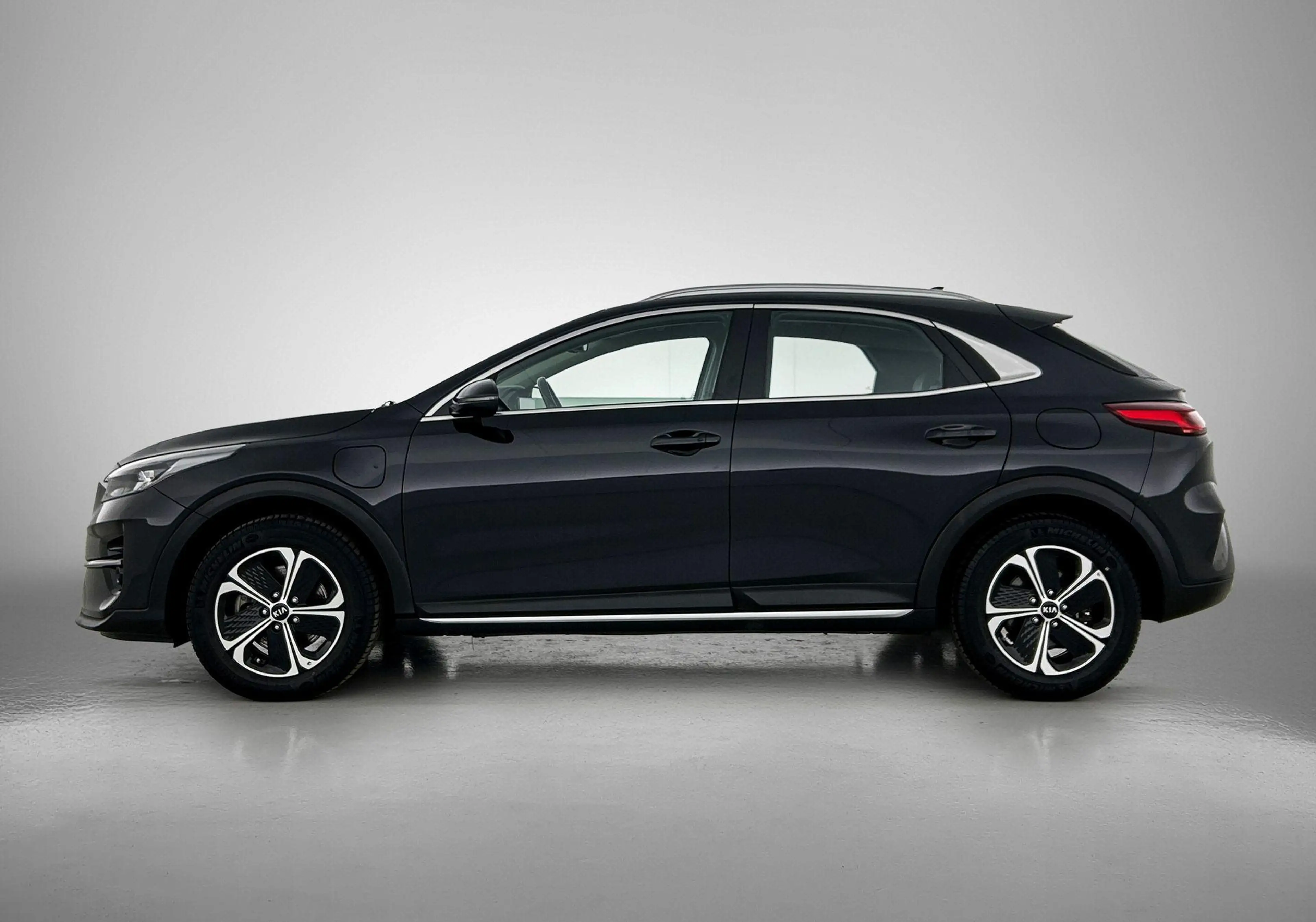 Kia XCeed 1.6 GDi PHEV DynamicPlusLine — photo 2