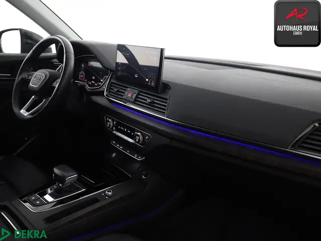 Audi Q5 view 10