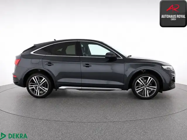 Audi Q5 view 6