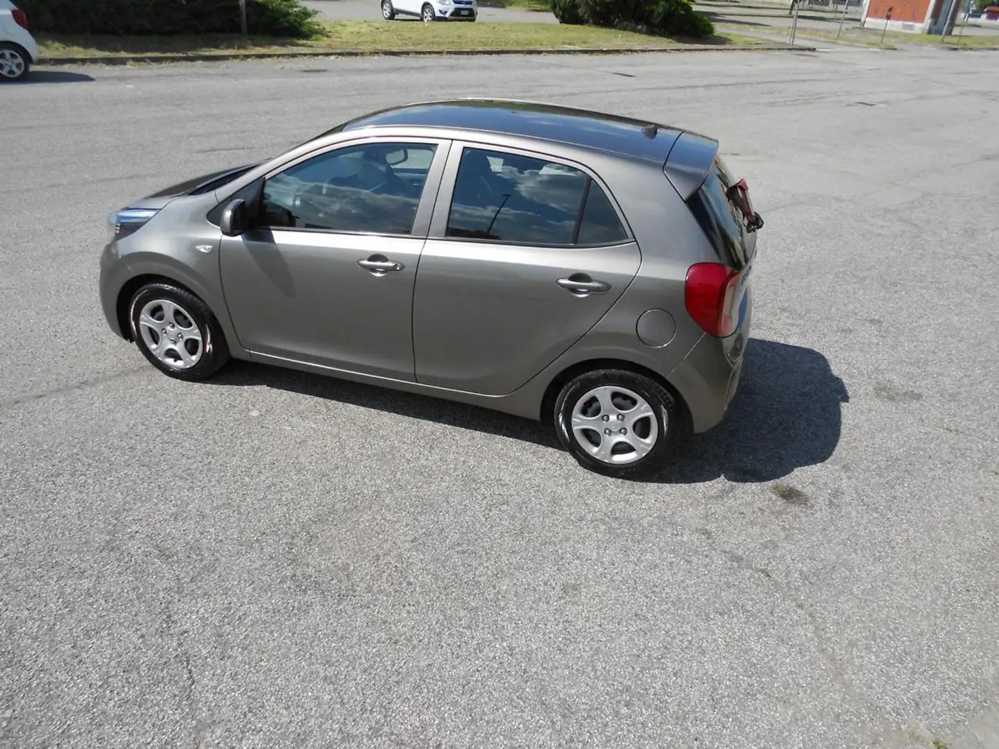 Kia Picanto 1.0 12V EcoGPL 5 porte Active Bronzo - 2