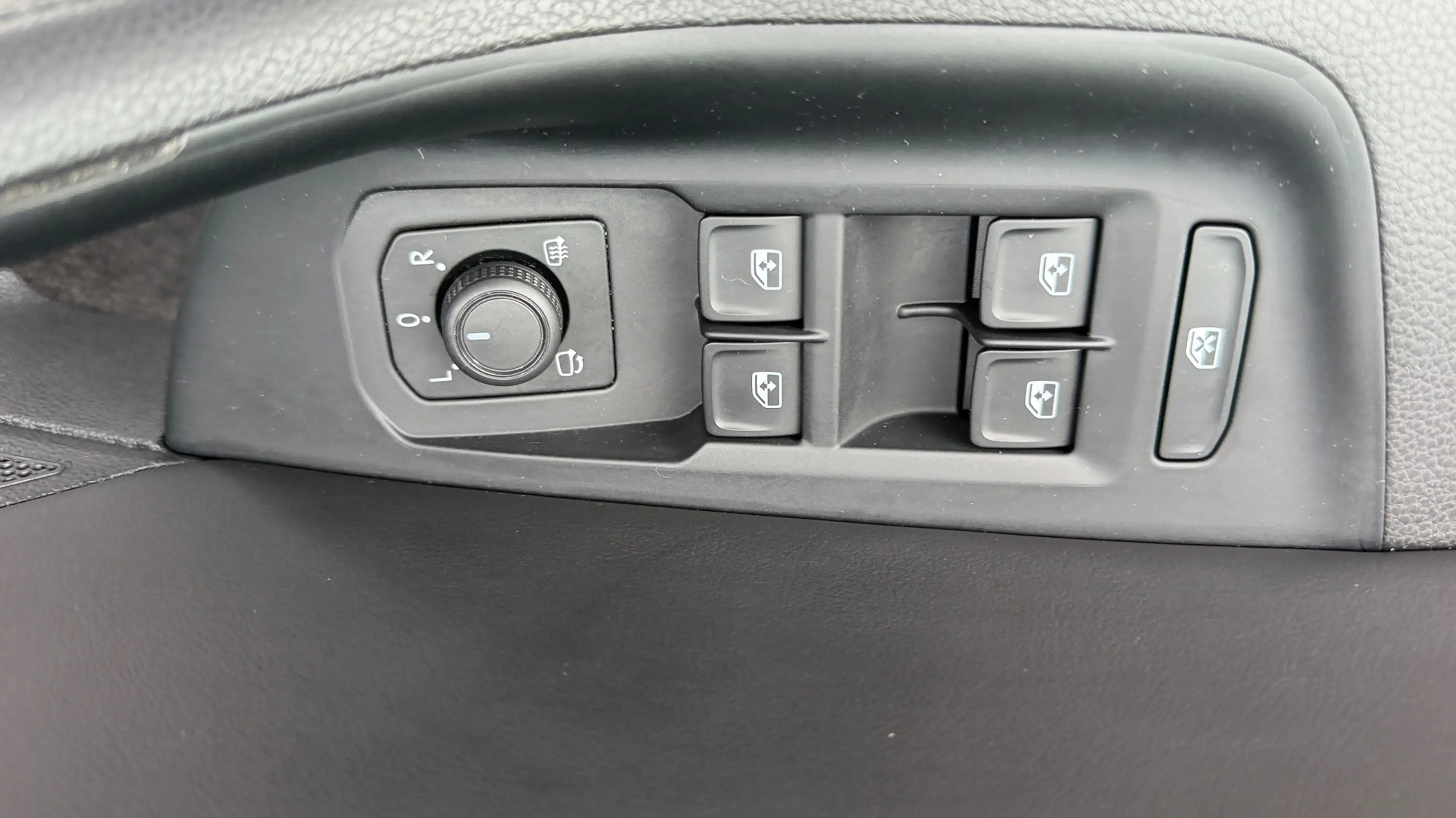 Volkswagen Passat 1.4 TSI GTE 218PK Panoramadak Virtual Display Leer — photo 23