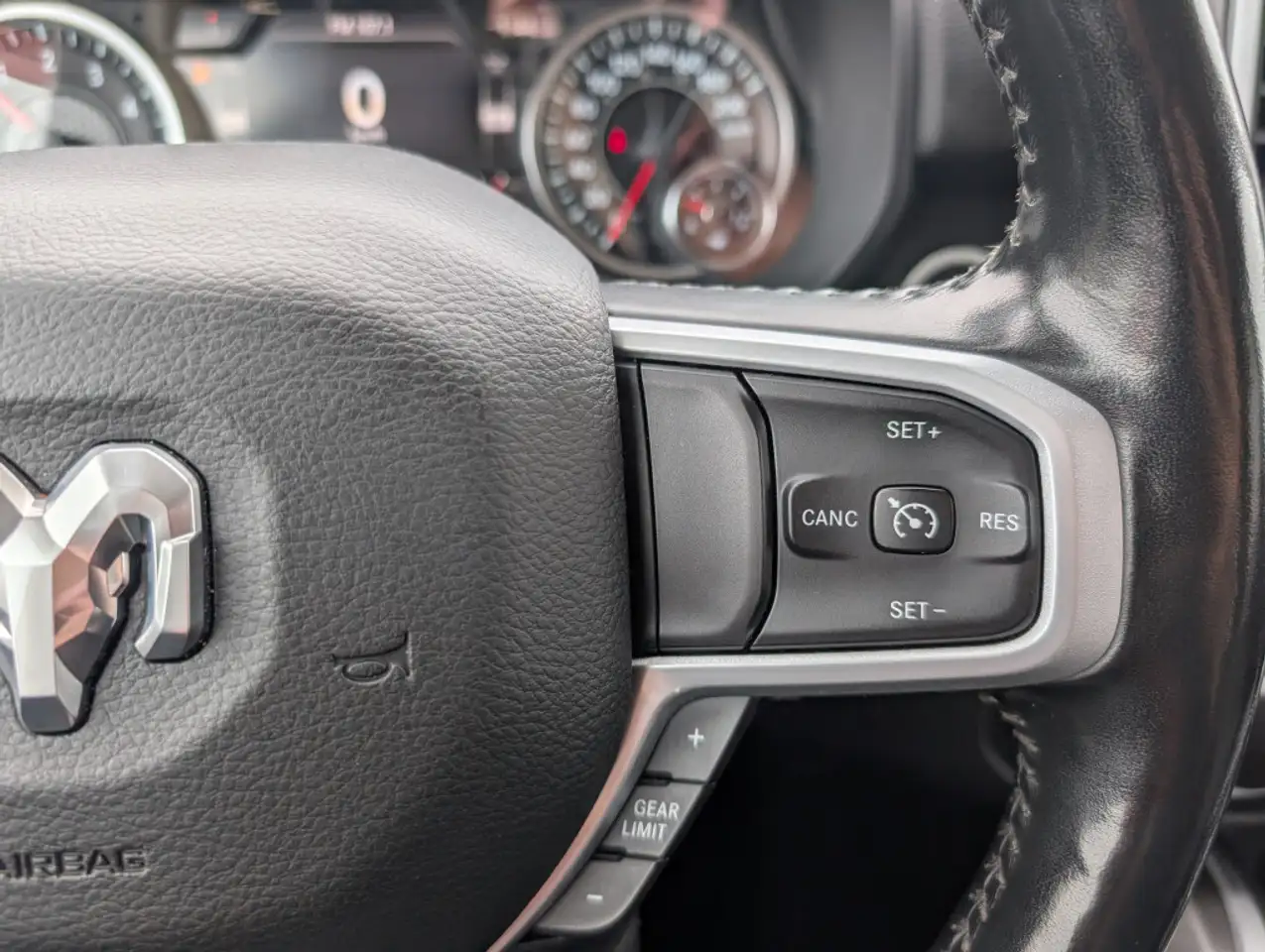 RAM 1500 photo RAM 1500