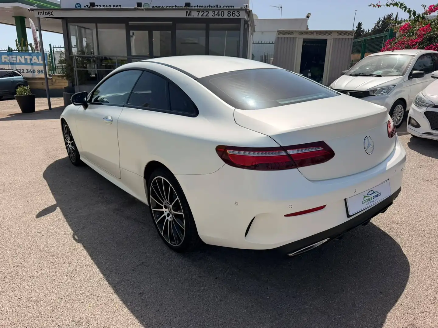 Mercedes-Benz E 400 E Coupé 400 4Matic 9G-Tronic Blanco - 2