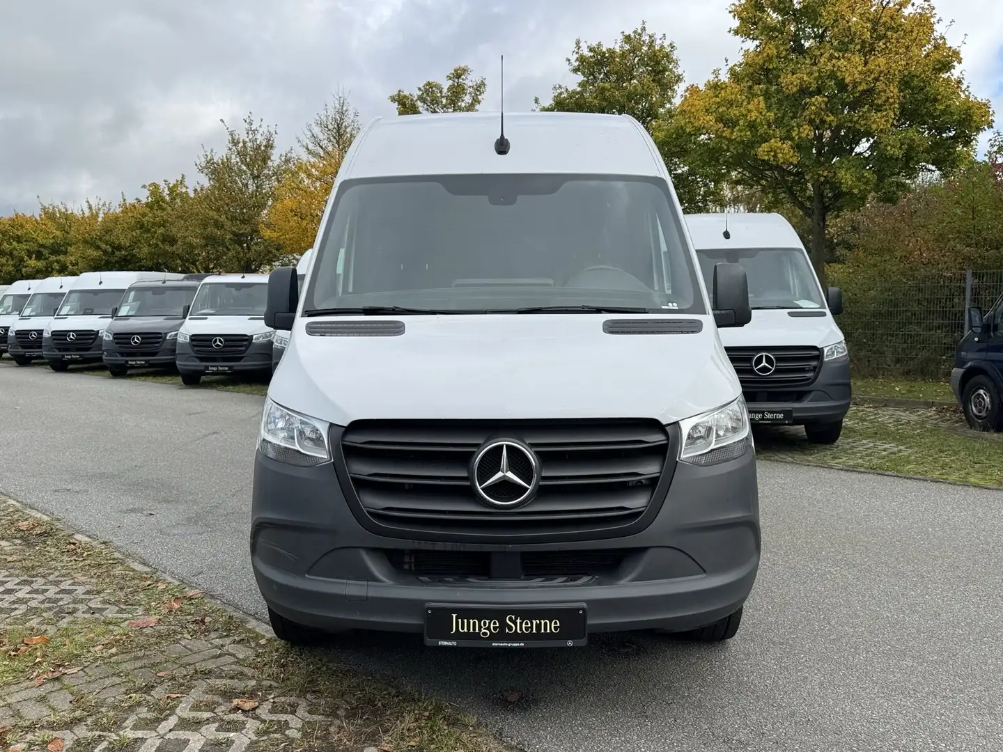 Mercedes-Benz Sprinter 317 KA/L HD Blanc - 2