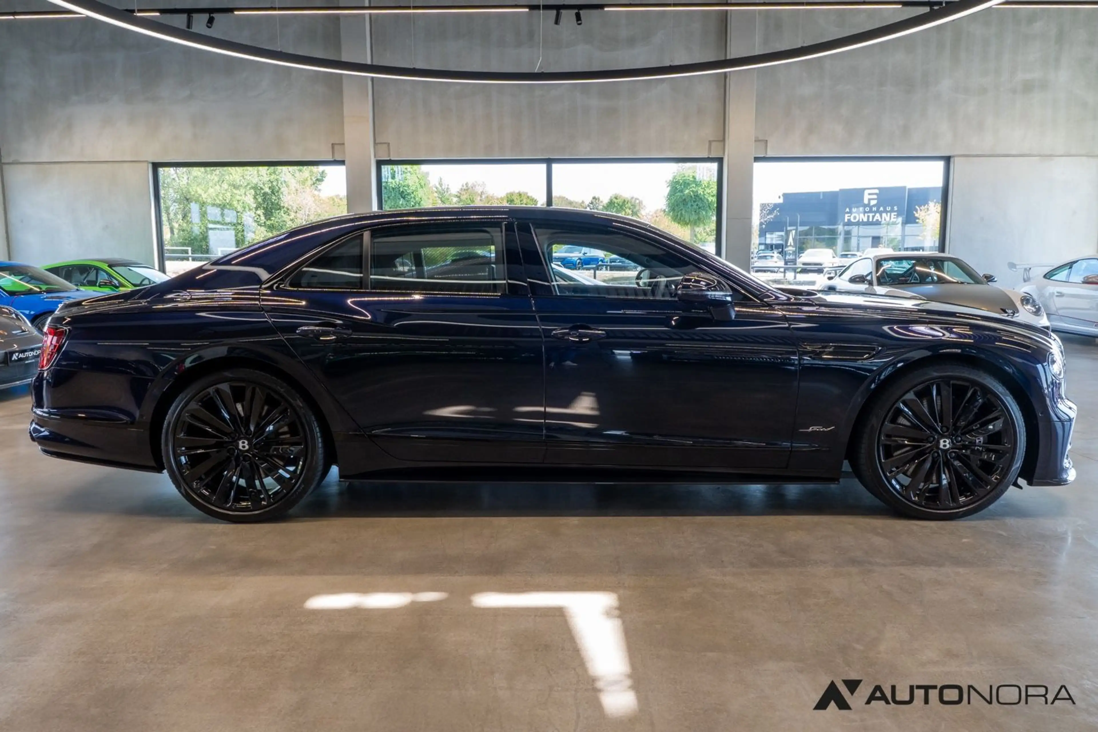Bentley Flying Spur W12 Speed Mulliner Blackline RSE — photo 13