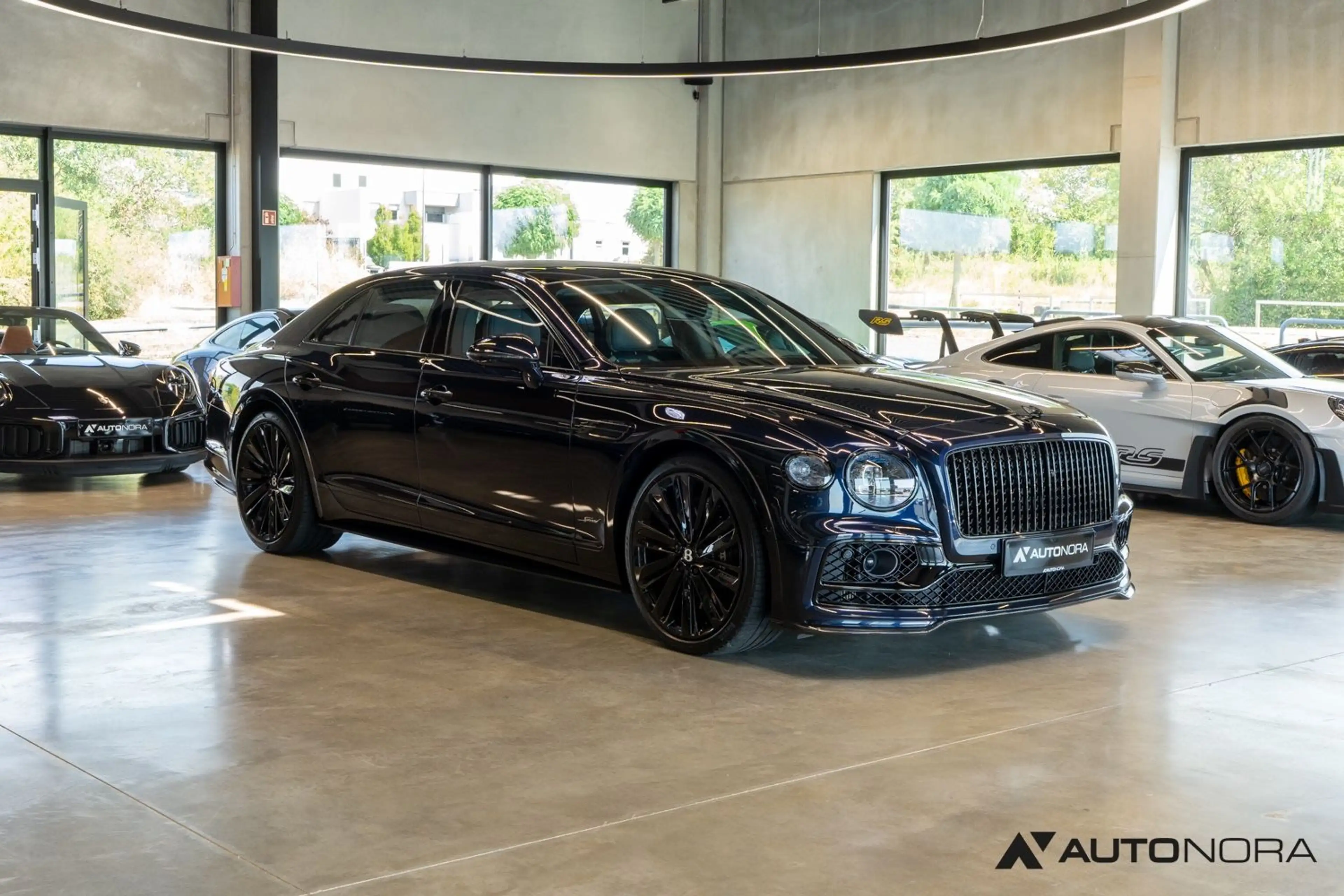 Bentley Flying Spur W12 Speed Mulliner Blackline RSE — photo 3