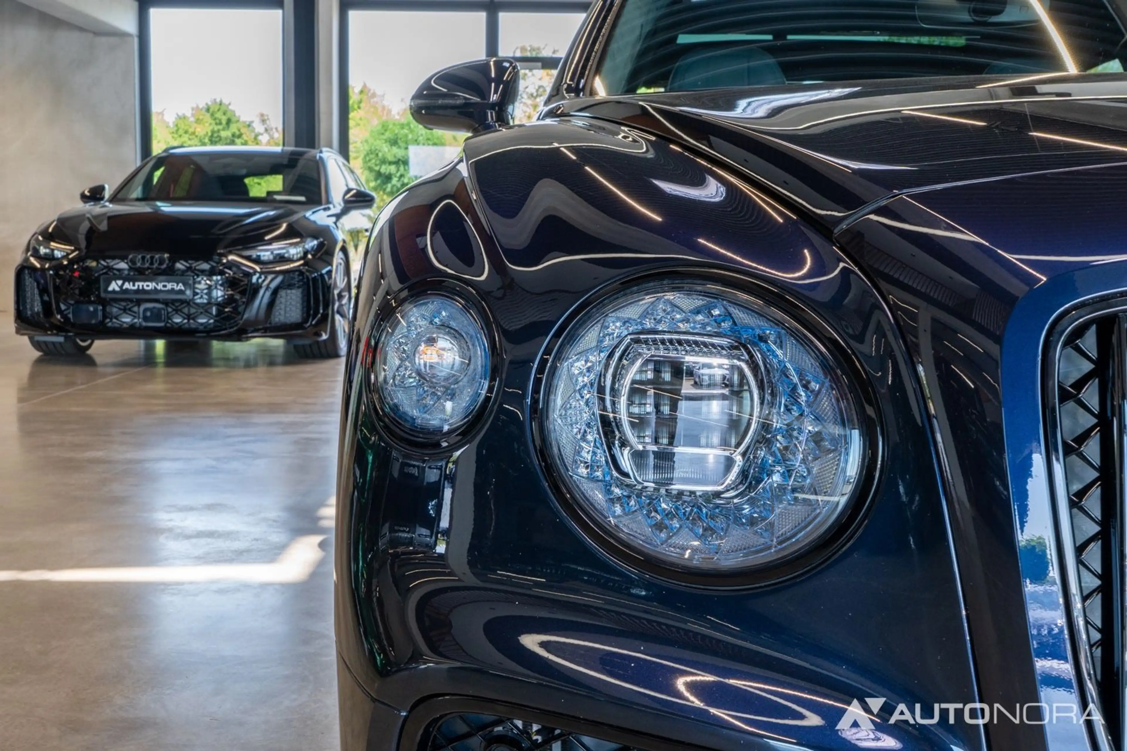 Bentley Flying Spur W12 Speed Mulliner Blackline RSE — photo 12