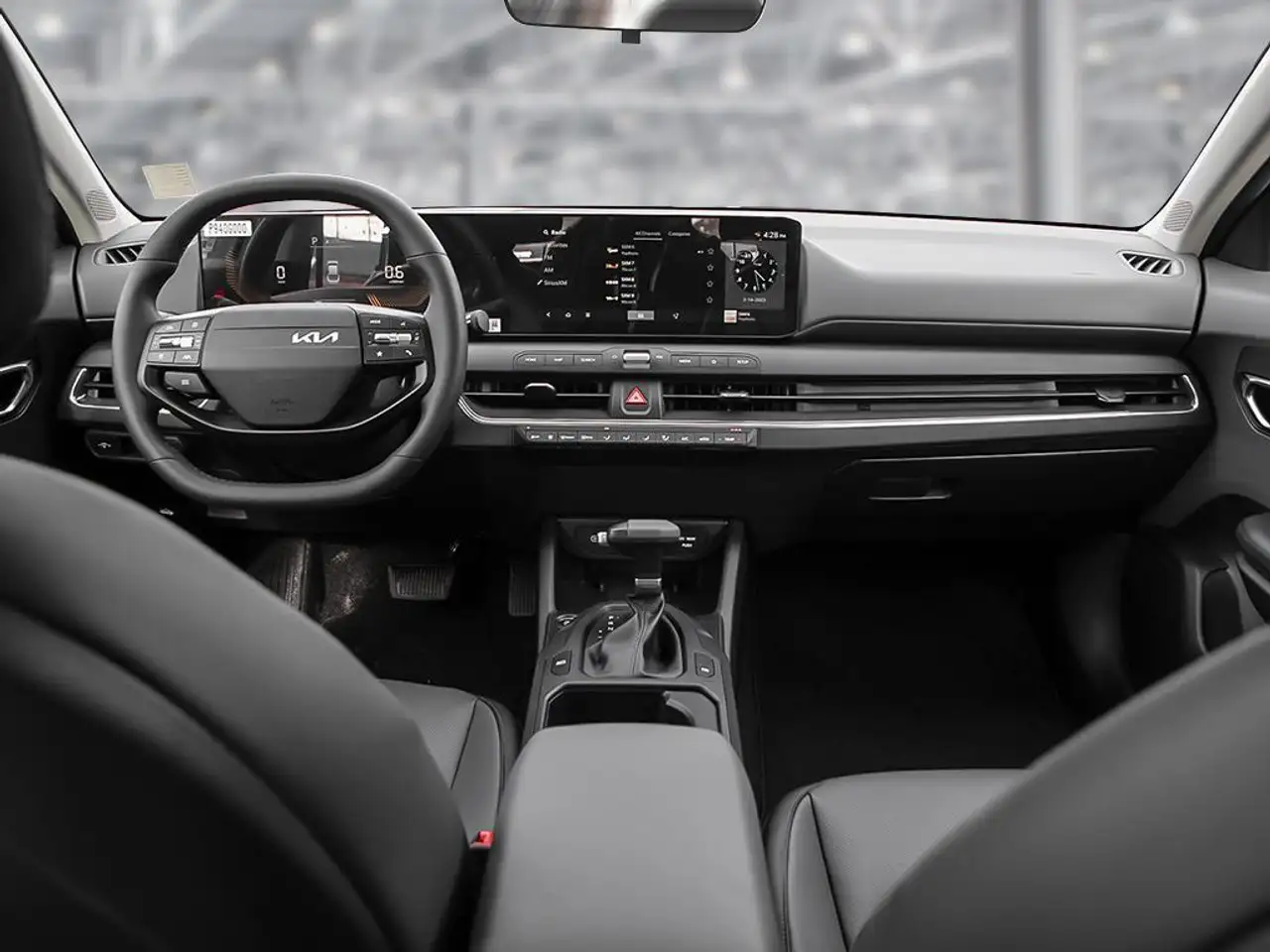 Kia K4 снимка Kia K4