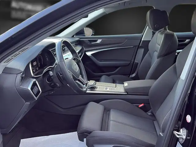 Audi A6 view 12
