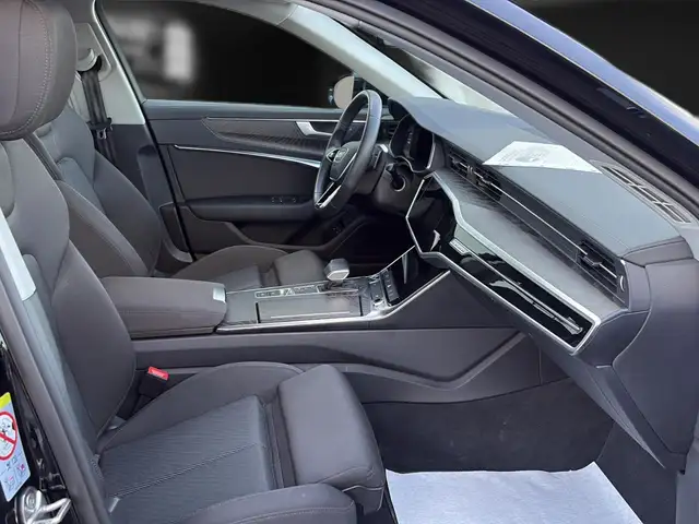 Audi A6 view 13