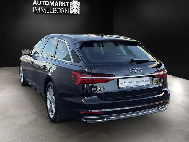 Audi A6 view 10