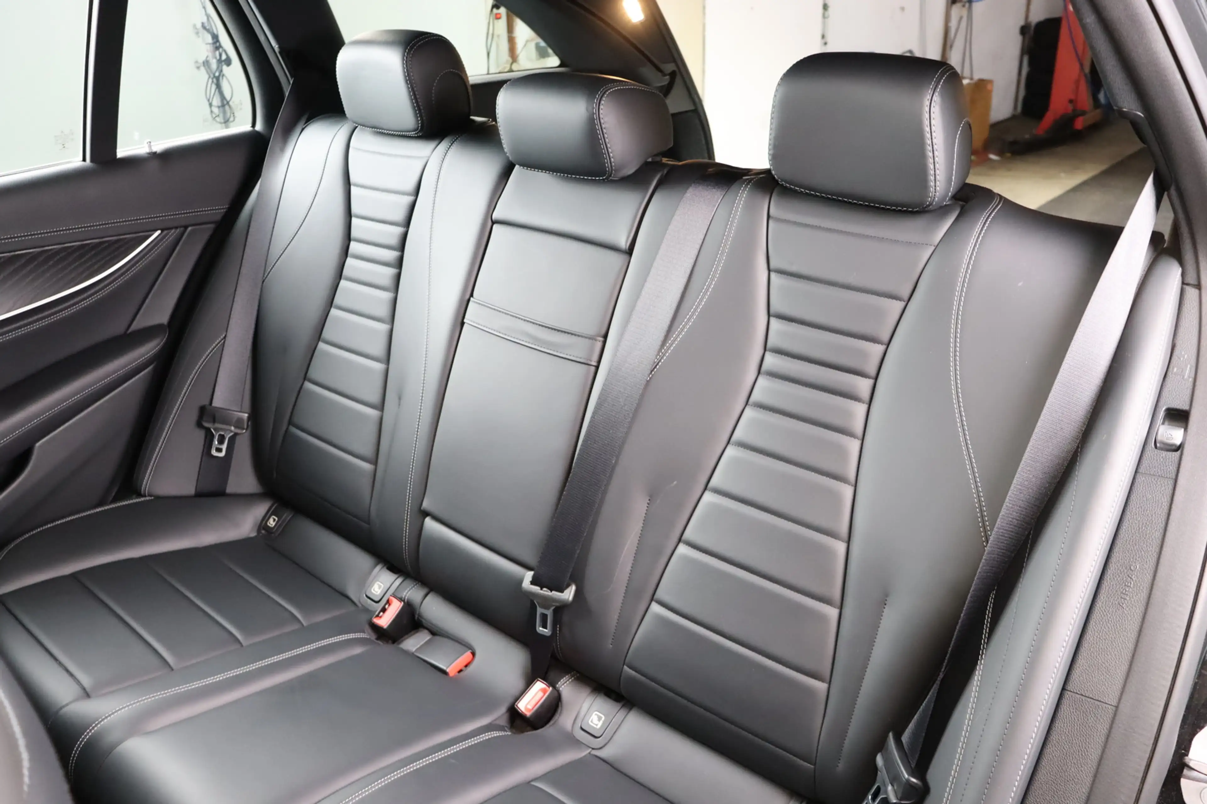 Mercedes-Benz E 400 4Matic AMG * DIS+ * Burmester * Pano * — photo 14
