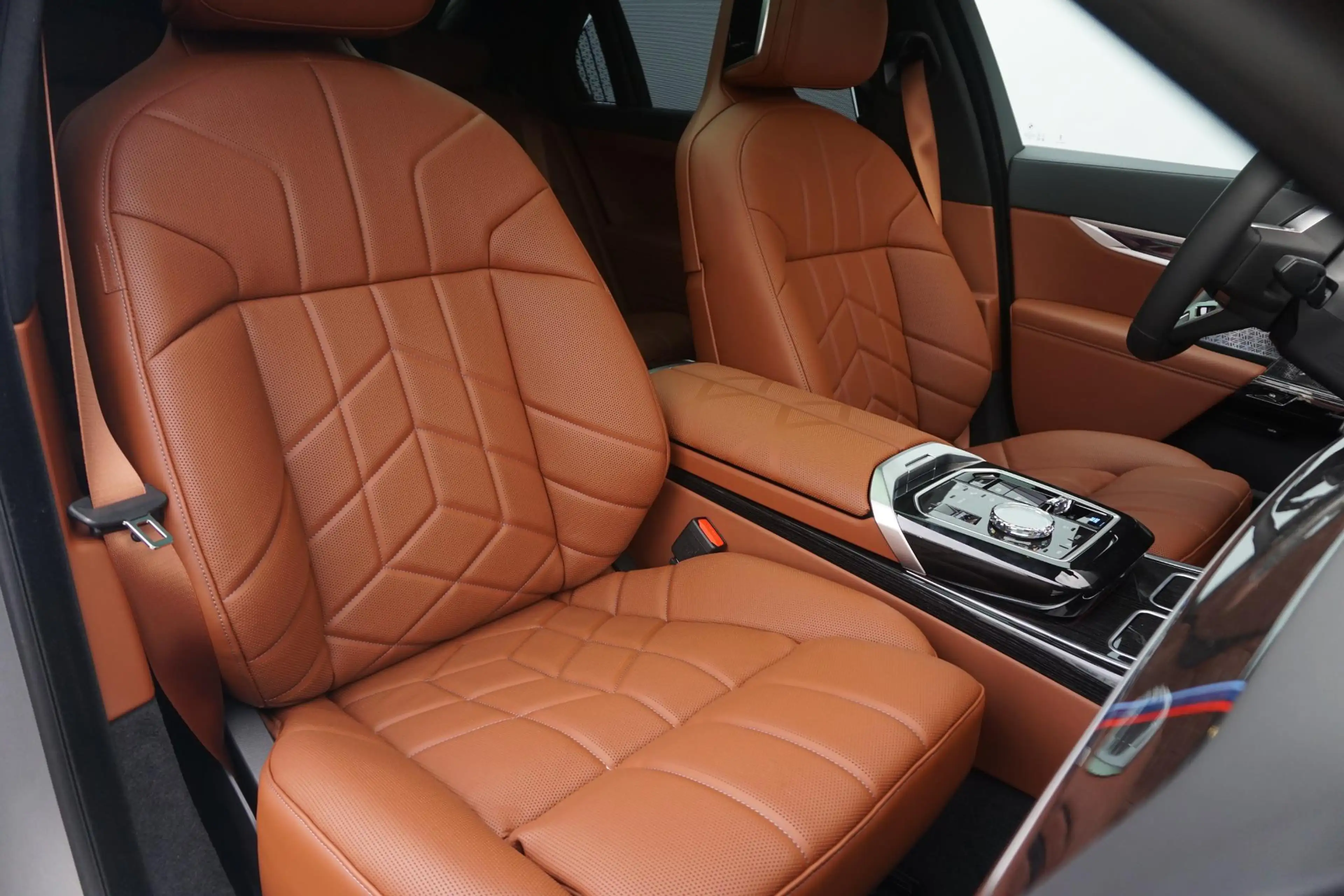 BMW i7 xDrive60 106 kWh Executive Drive Pro | M Sportpakk — photo 8