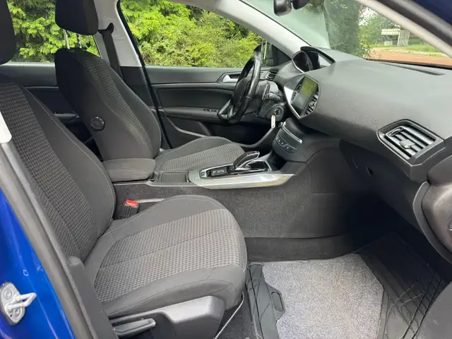 Peugeot 308 view 15