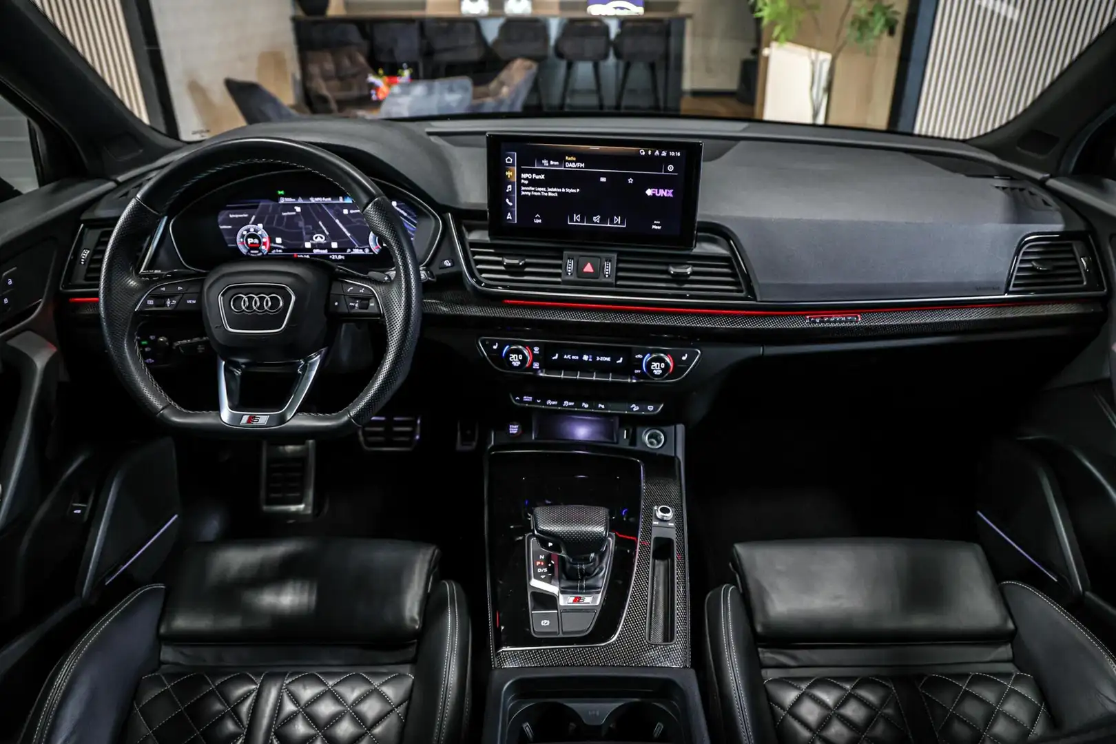 Audi SQ5 3.0 TDI SQ5 quattro|B&O|Carbon|Trekhaak|Pano|Ruitj Zwart - 2
