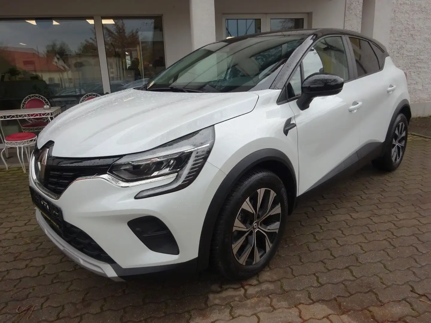 Renault Captur II Evolution TCe 90 Navi+SiHz Weiß - 1