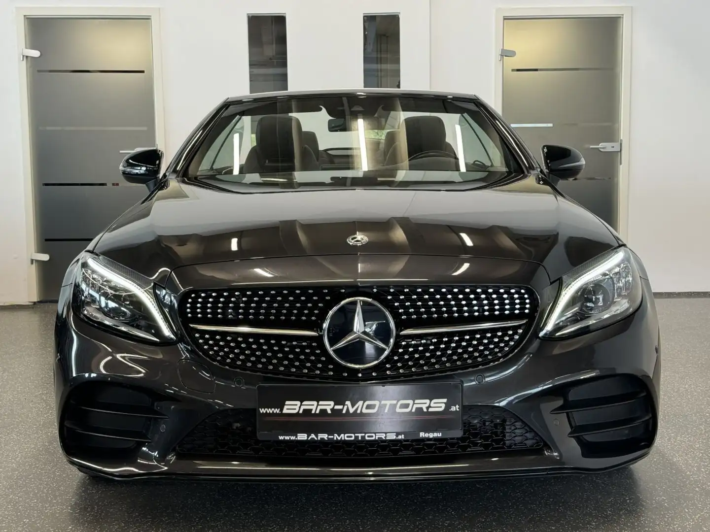 Mercedes-Benz C 200 C-Coupe / Cabrio C 200 *AMG Line*MULTIBEAM*C-43AM Grau - 2
