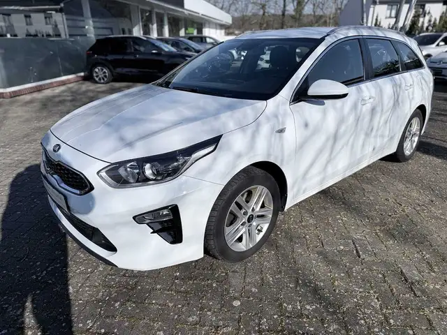 Kia CEED_SW 1.6D 136 48V VIS NAV KOMF