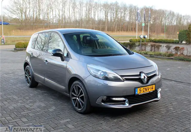 Renault Scenic 1.2 TCe Bose | 2015 | Stoelverwarming | Bose |
