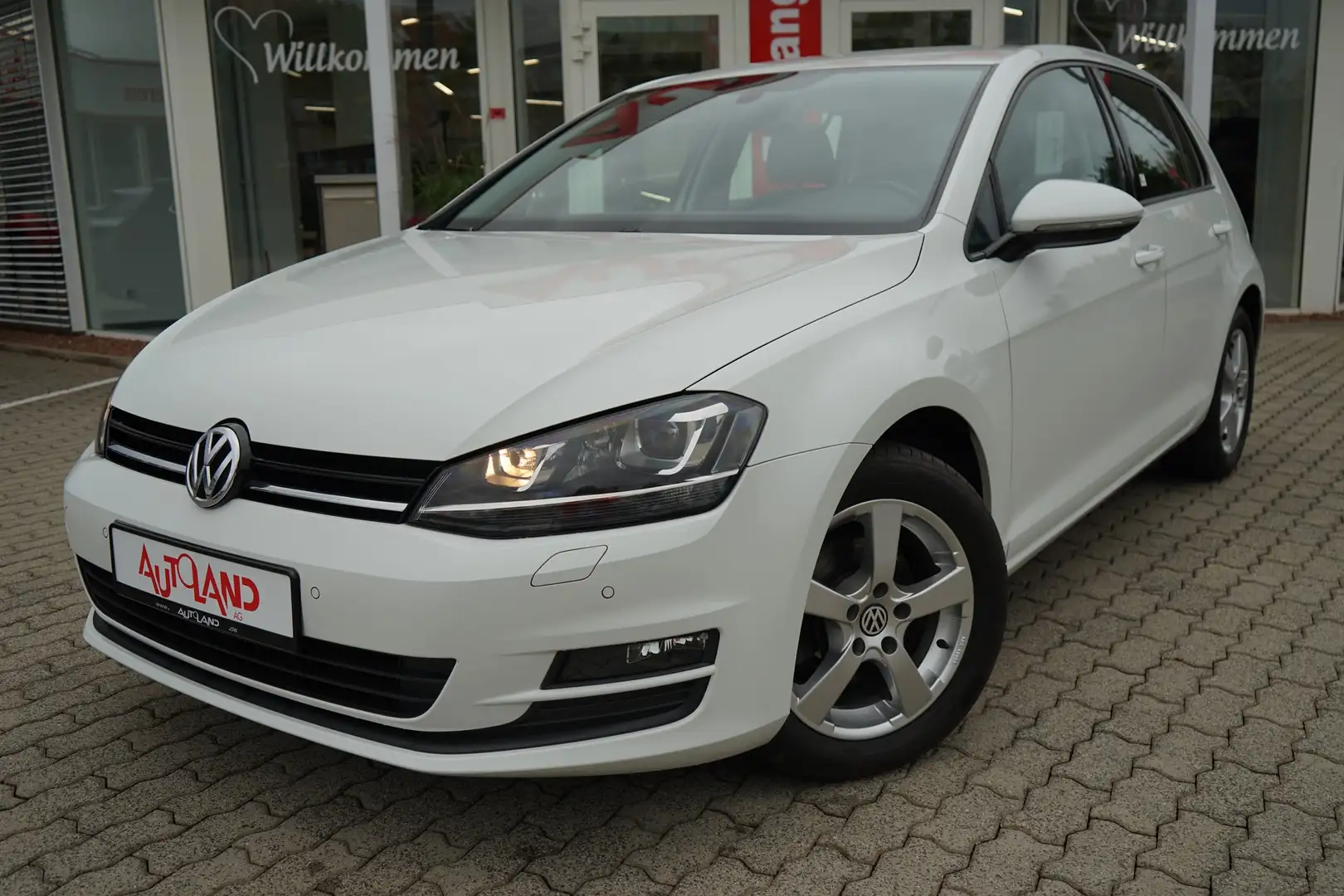 Volkswagen Golf VII 1.4 TSI Comfortline Bi-Xenon PDC Leder Weiß - 2