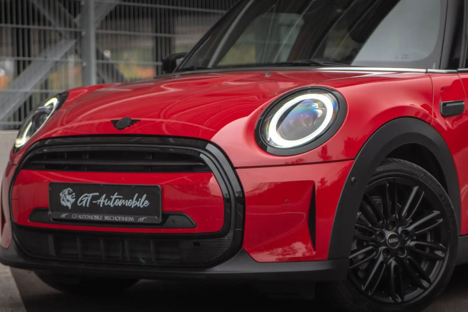 MINI Cooper 5-trg.*Yours Trim*KAM*PANO*h&k*U-FREI* Rouge - 2