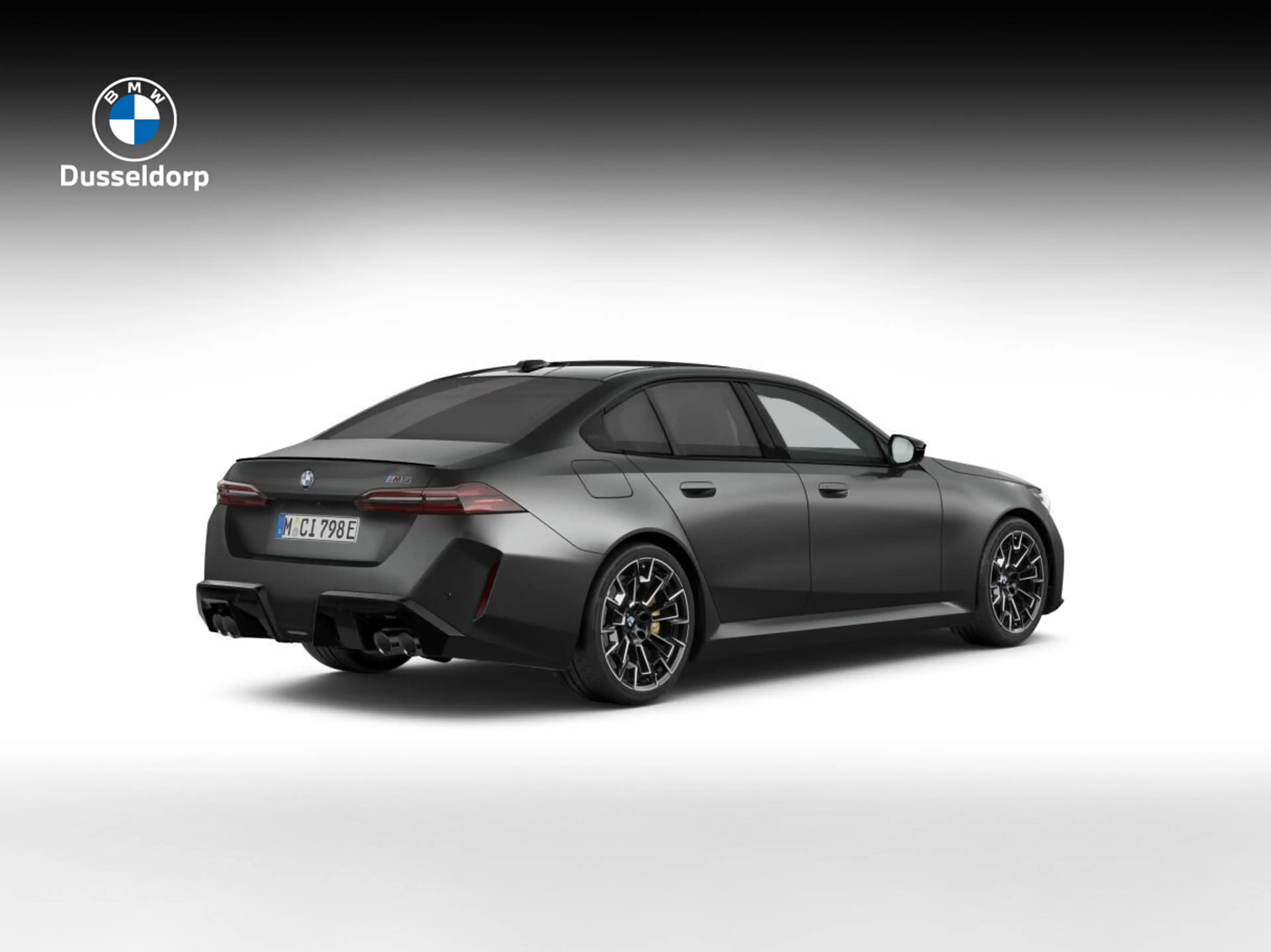 BMW M5 Sedan Comfort Pakket | M Carbon-keramische remmen — photo 2