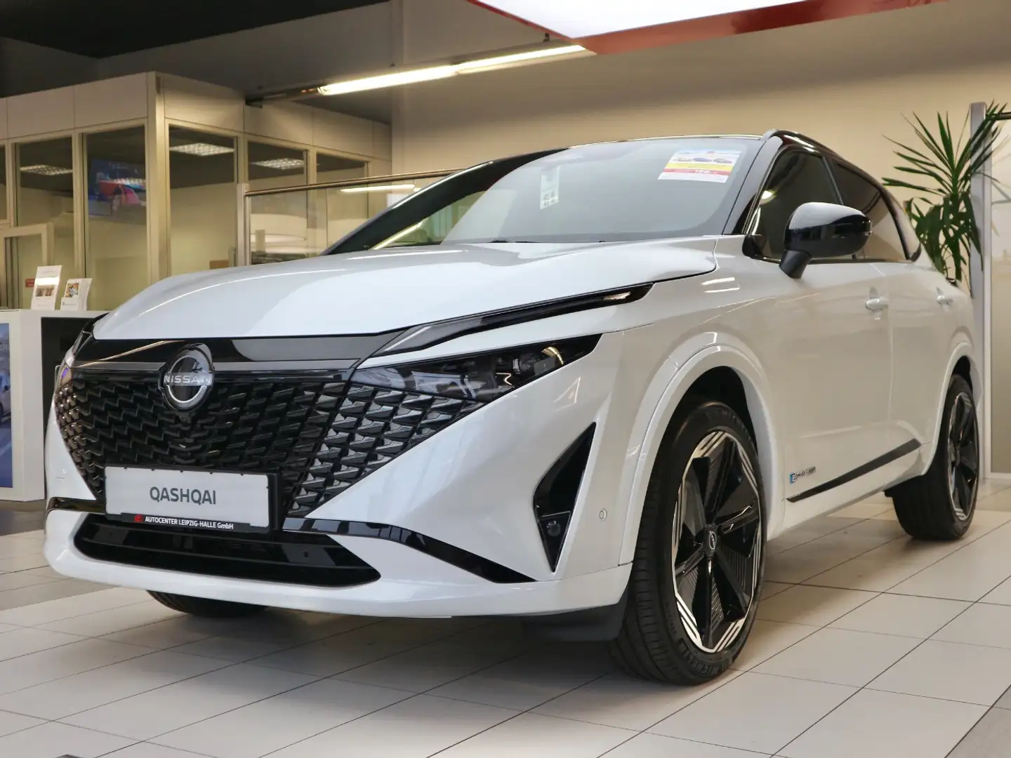 Nissan Qashqai N-DESIGN 1.5 VC-T e-POWER WKR inkl. Blanc - 2