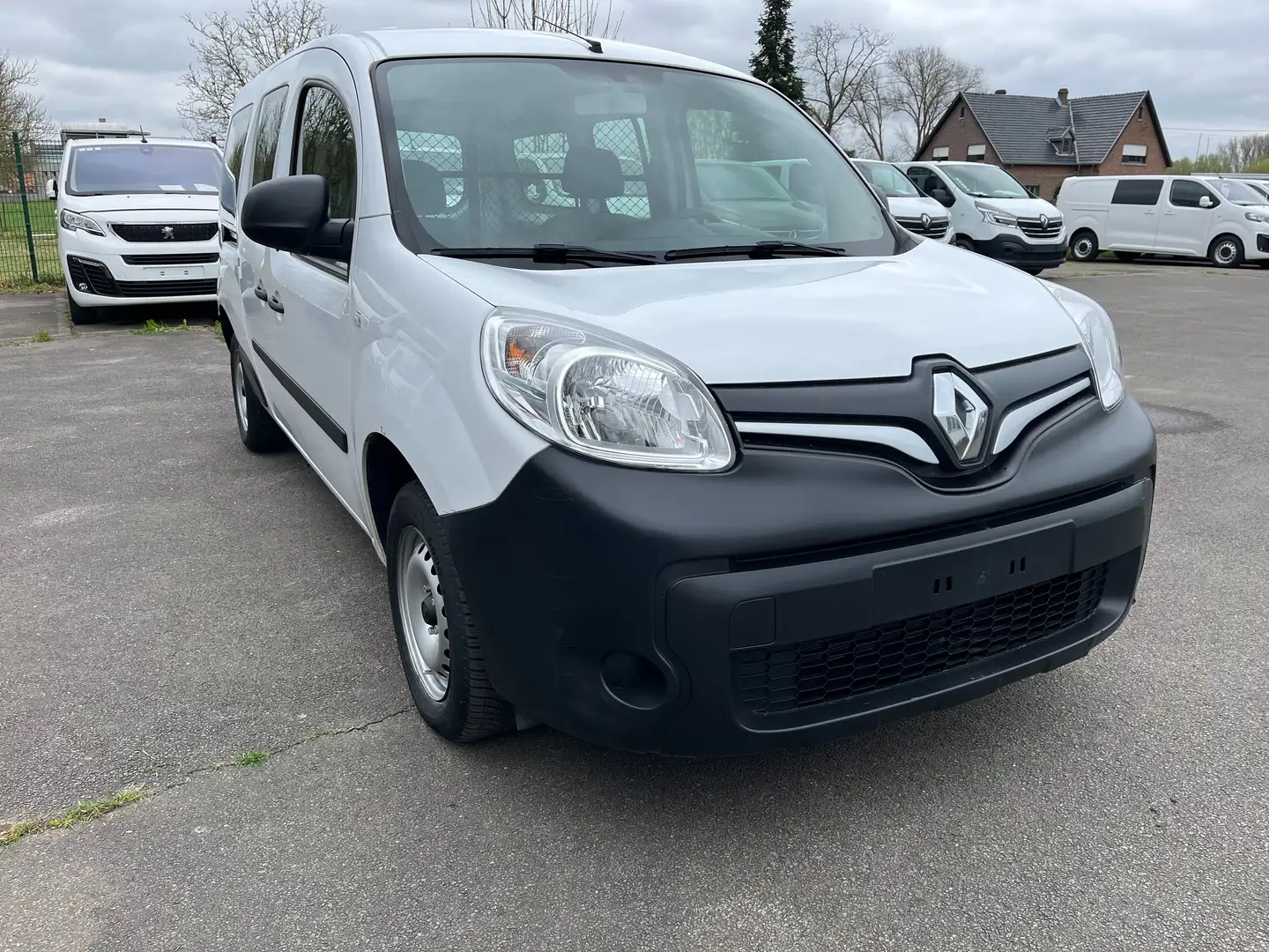 Renault Kangoo 1.5 DCI- MAXI -7400€+BTW/TVA Blanc - 2