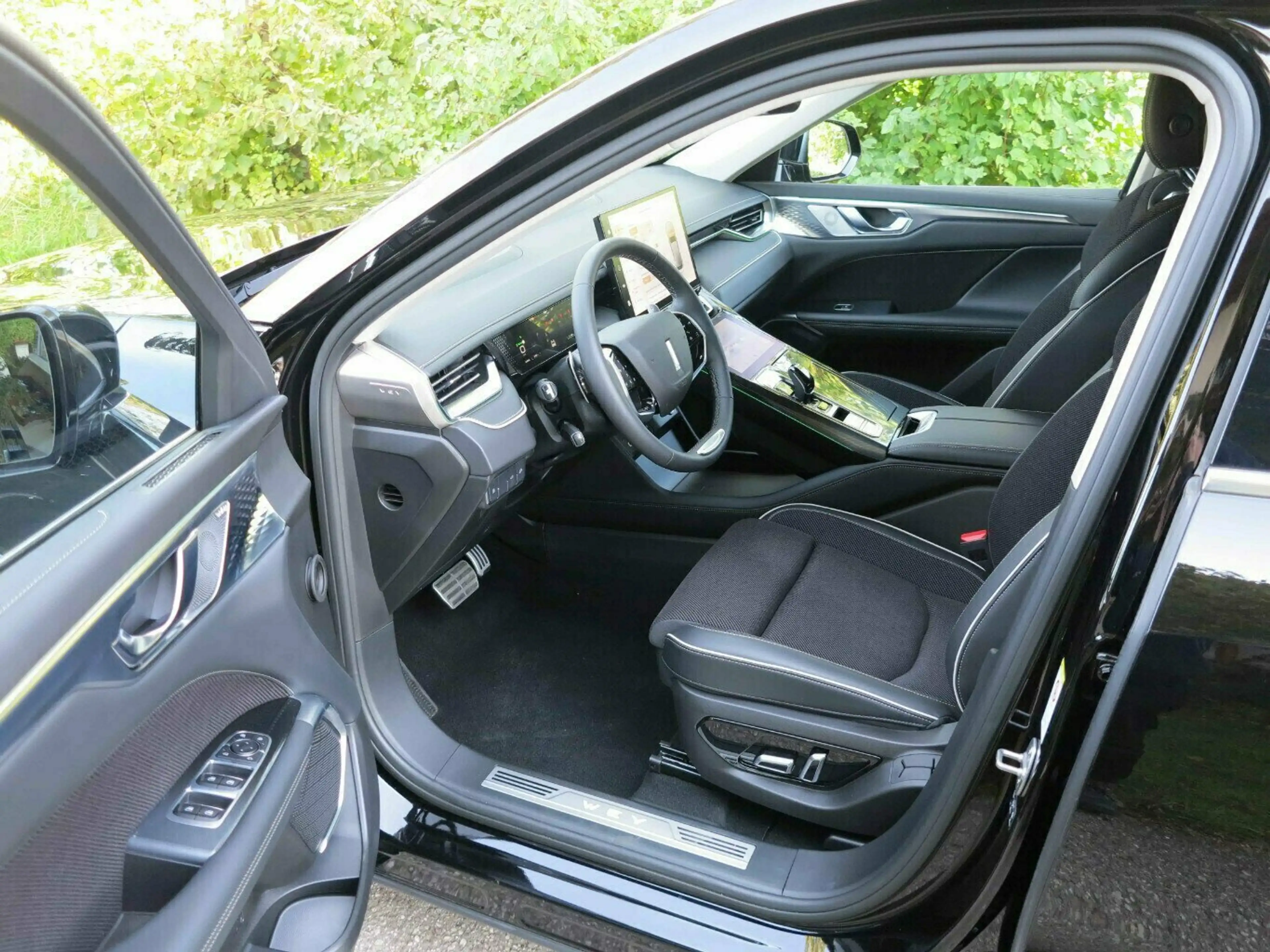 GWM WEY 05 2.0 PHEV 350 kW AWD Premium — photo 10