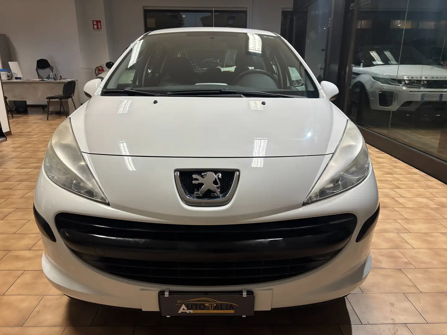 Peugeot 207 5p 1.4 One-Line* PER NEOPATENTATI*CINGHIA FATTA Bianco - 2