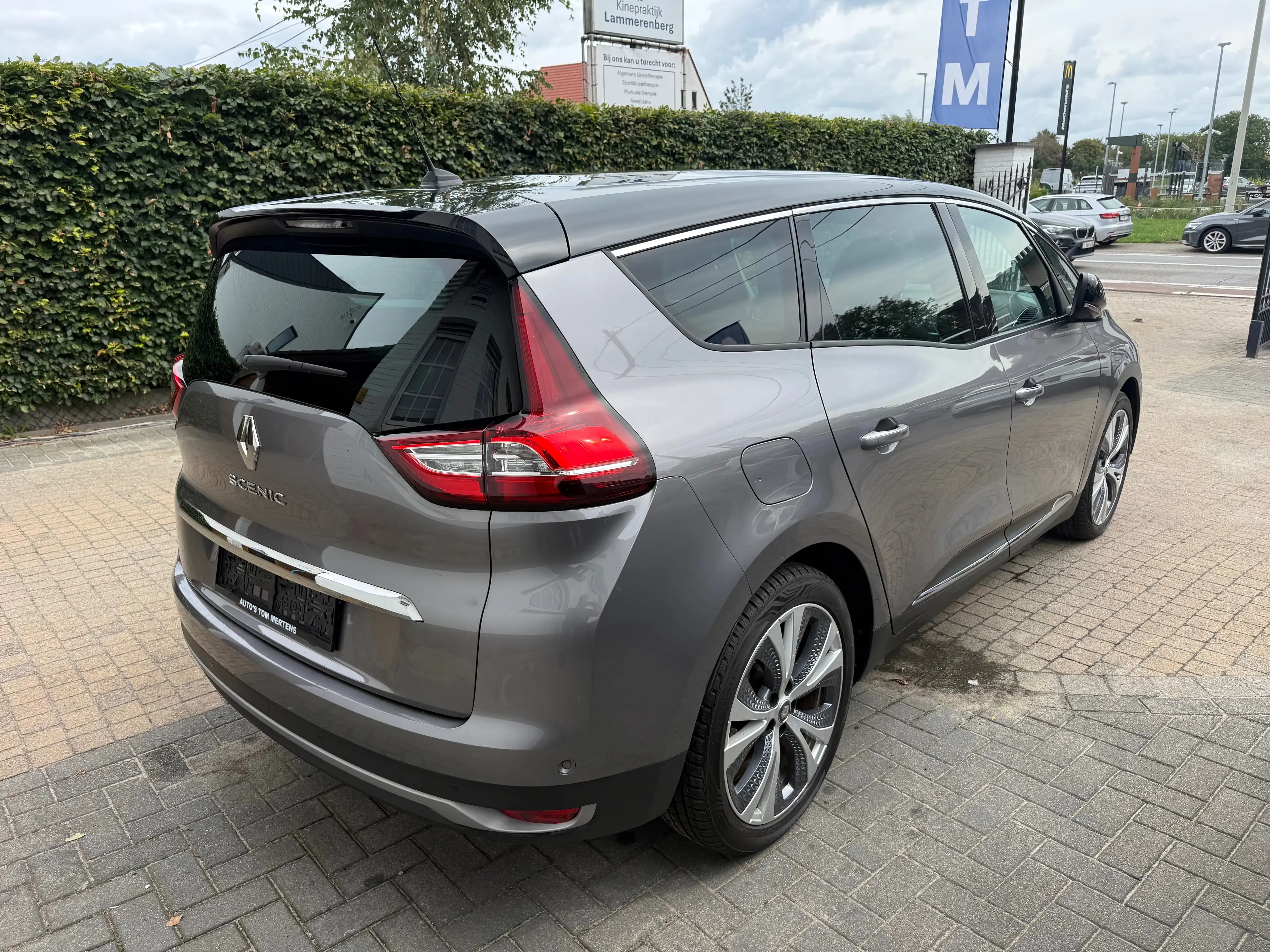 Renault Scenic Scenic 1.7 Blue dCi Intens (EU6.2) — photo 10
