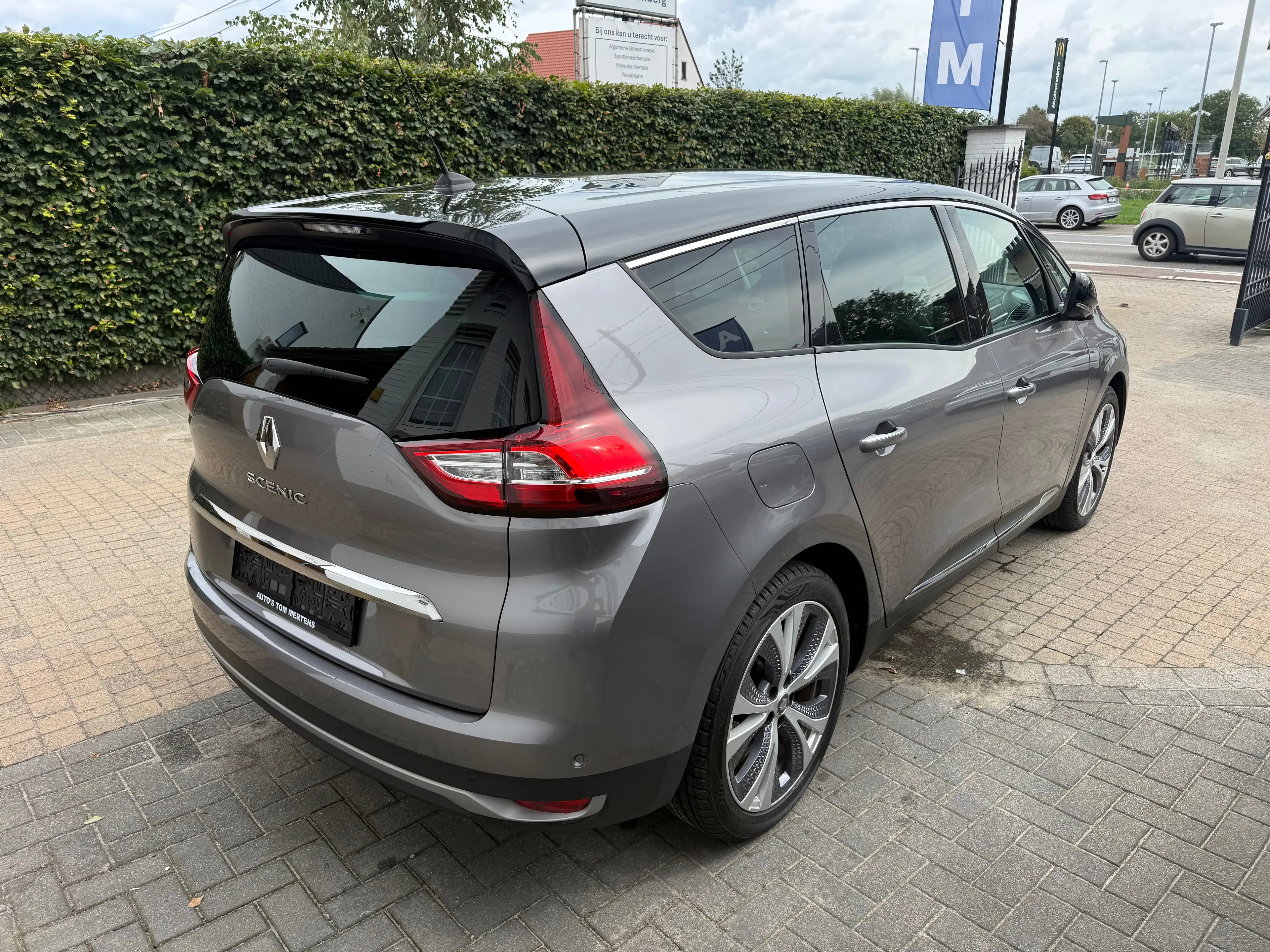 Renault Scenic Scenic 1.7 Blue dCi Intens (EU6.2) — photo 14
