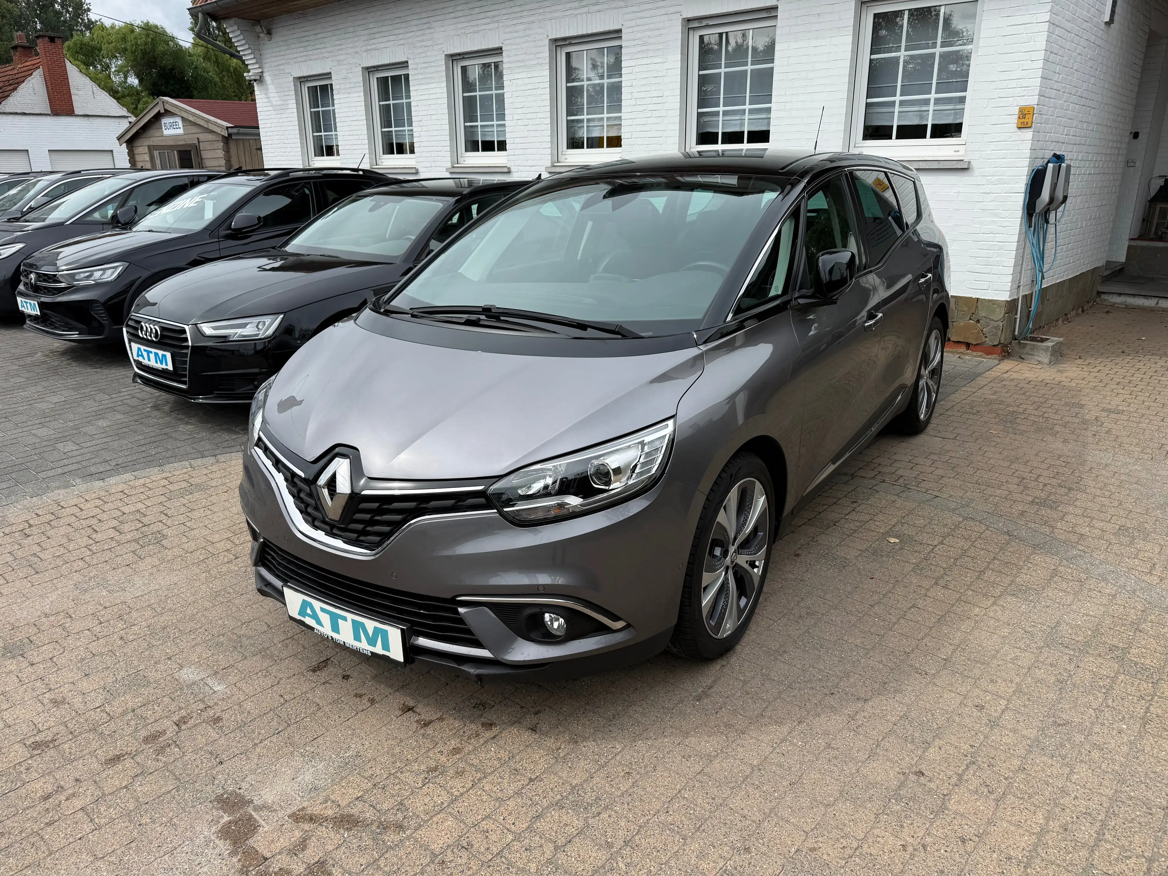 Renault Scenic Scenic 1.7 Blue dCi Intens (EU6.2) — photo 12