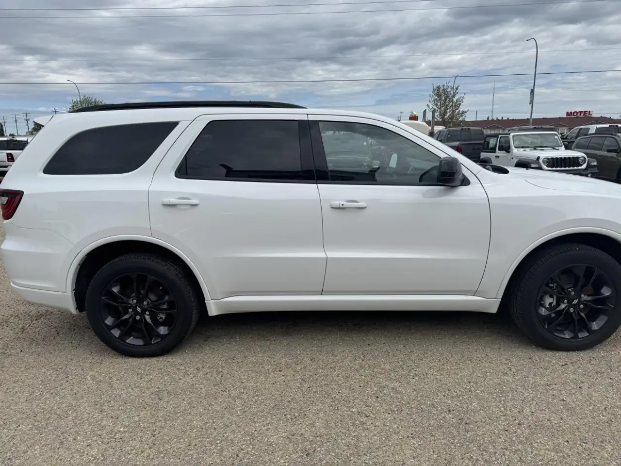 Dodge Durango снимка Dodge Durango