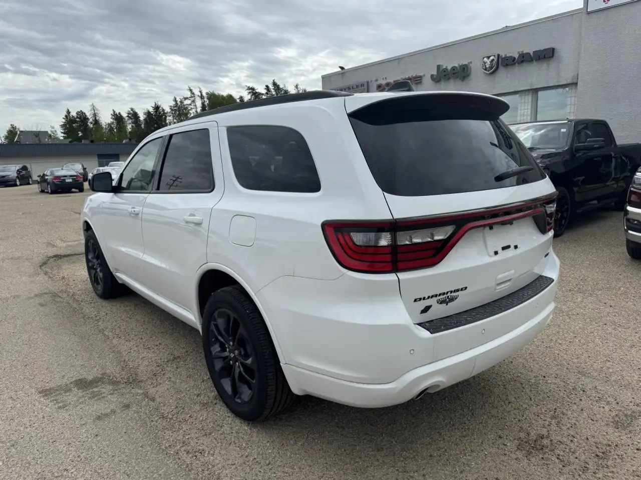 Dodge Durango снимка Dodge Durango