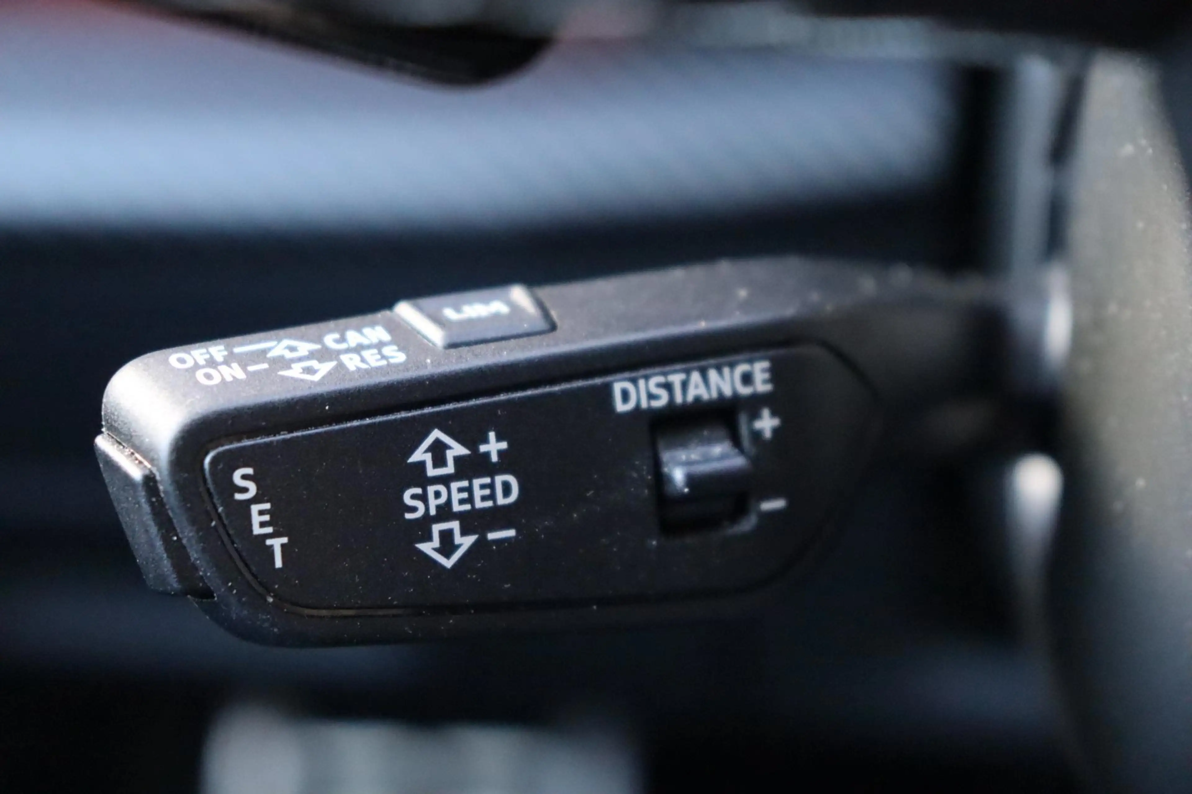 Audi RS Q8 RSQ8 4.0TFSI quattro Dynamic plus Exclusive Kerami — photo 35