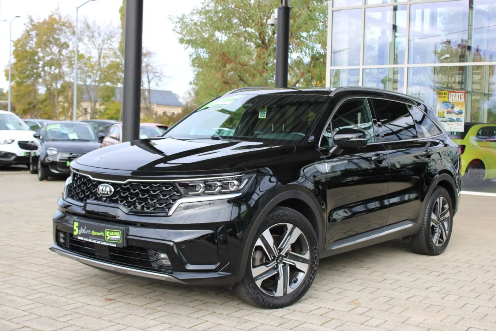 Kia Sorento 1.6 T-GDI Plug-In Hybrid PLATINUM 4WD LM Schwarz - 2
