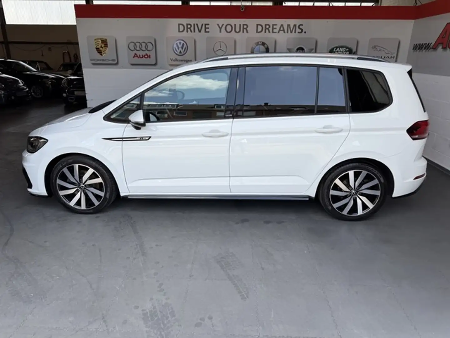 Volkswagen Touran United  *1.Hand*R-Line*7-Sitzer*ab3,99% Weiß - 2