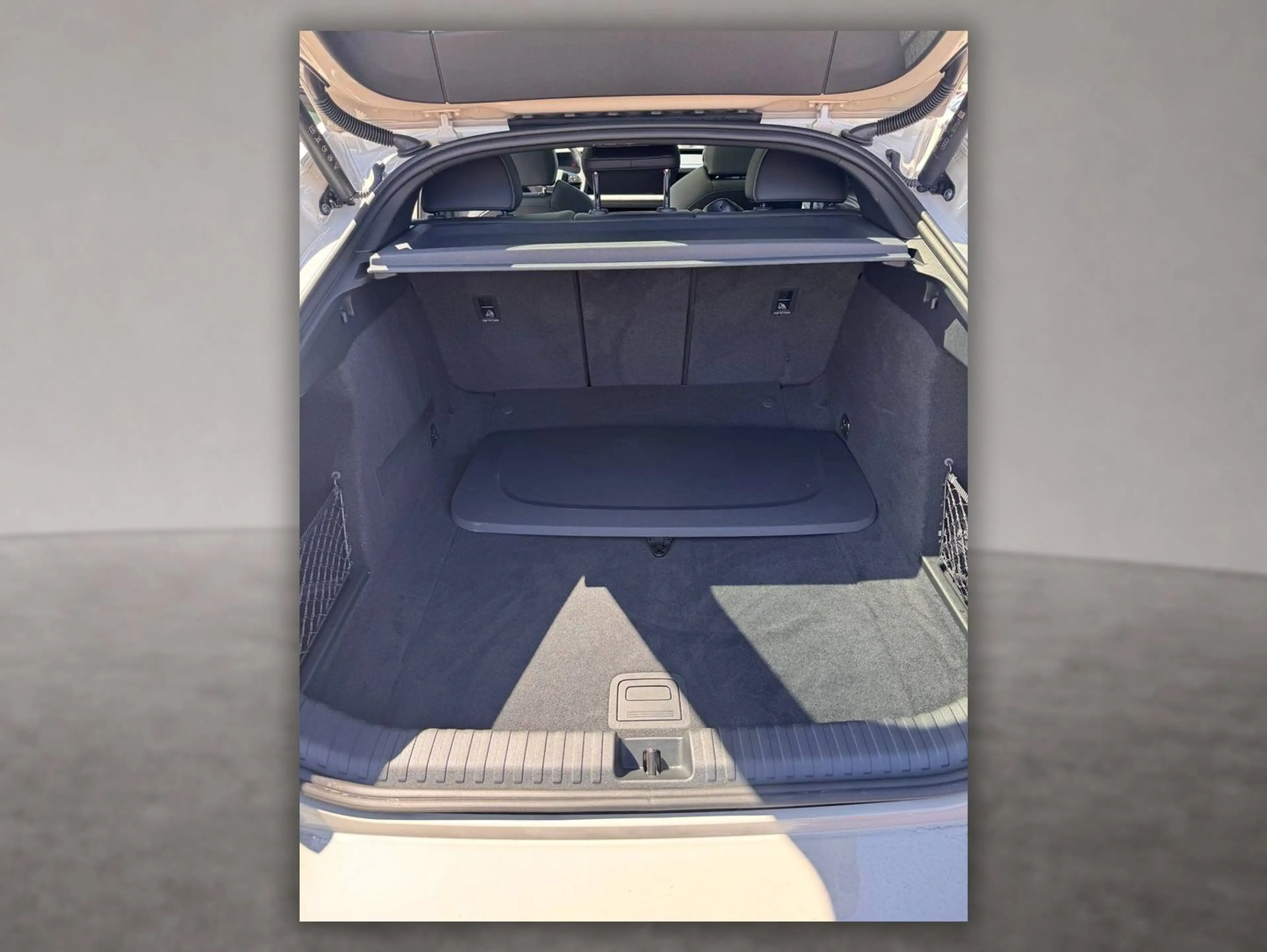 Audi A6 e-tron EditionOne beige TechPro+KomfortPro+++ — photo 12