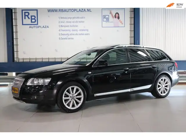 Audi A6 allroad quattro 4.2 FSI / Black on Black / Full Service /
