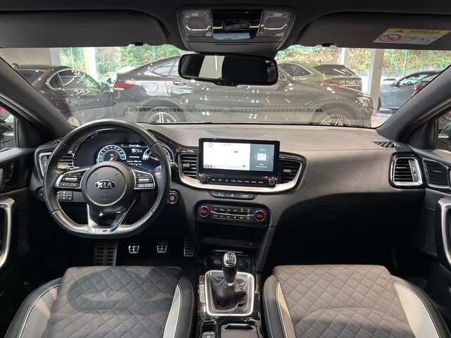 Kia ProCeed / pro_cee'd — photo 10