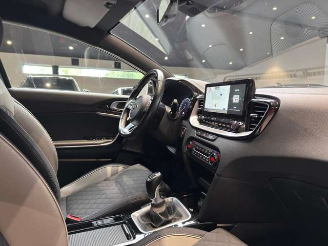 Kia ProCeed / pro_cee'd — photo 15