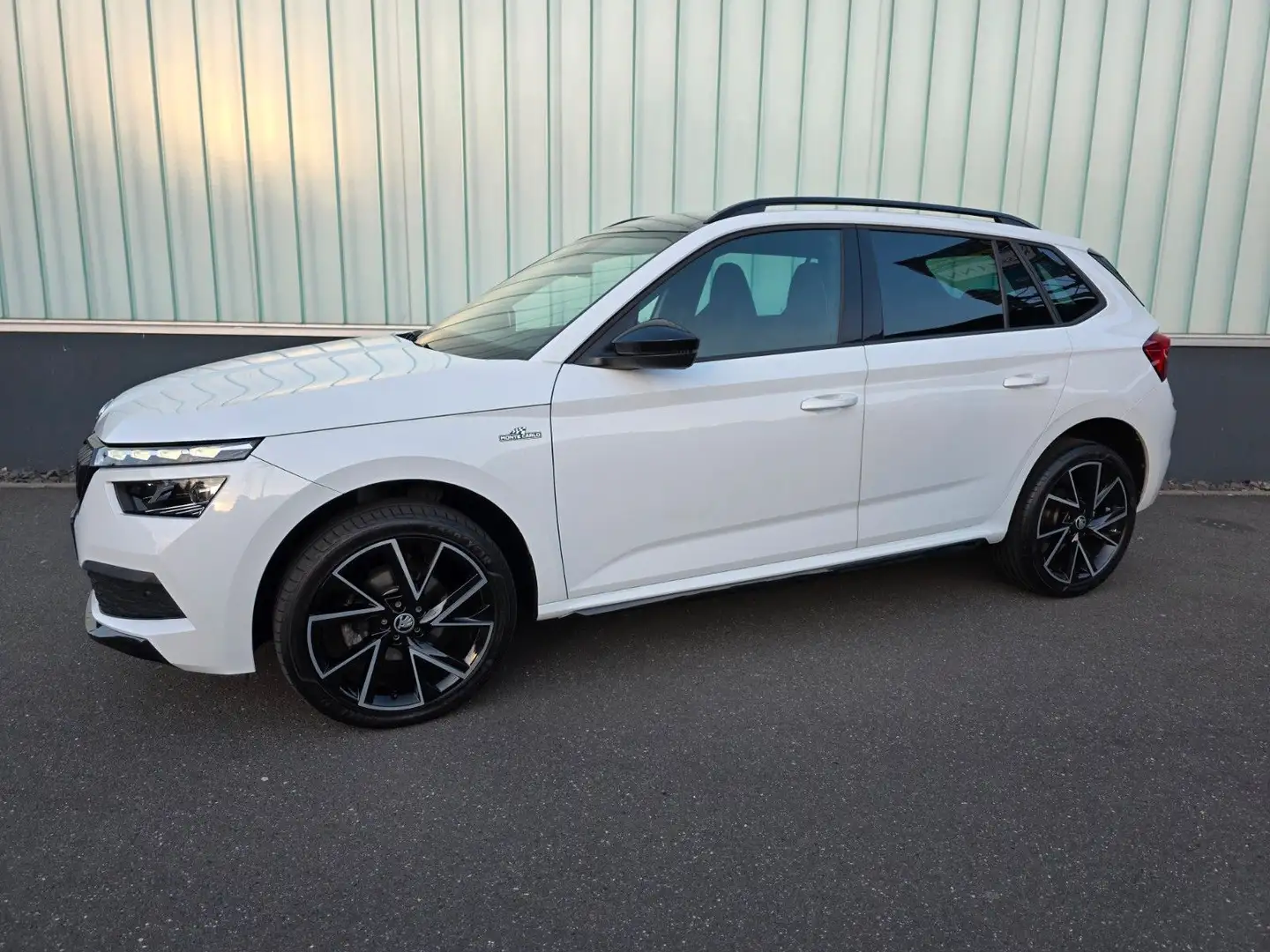 Skoda Kamiq Monte Carlo/LED/Navi/ACC/Vega18/Kamera/1Hd Blanc - 1