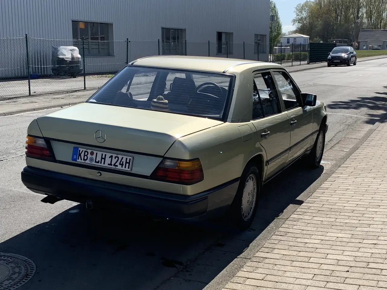Mercedes-Benz 300 E, foto 6