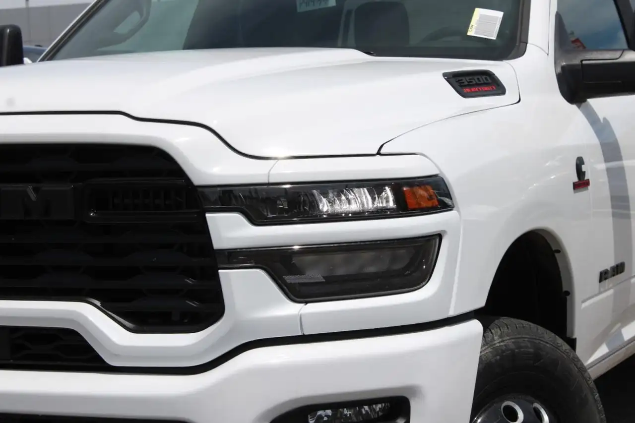 RAM 3500 photo RAM 3500