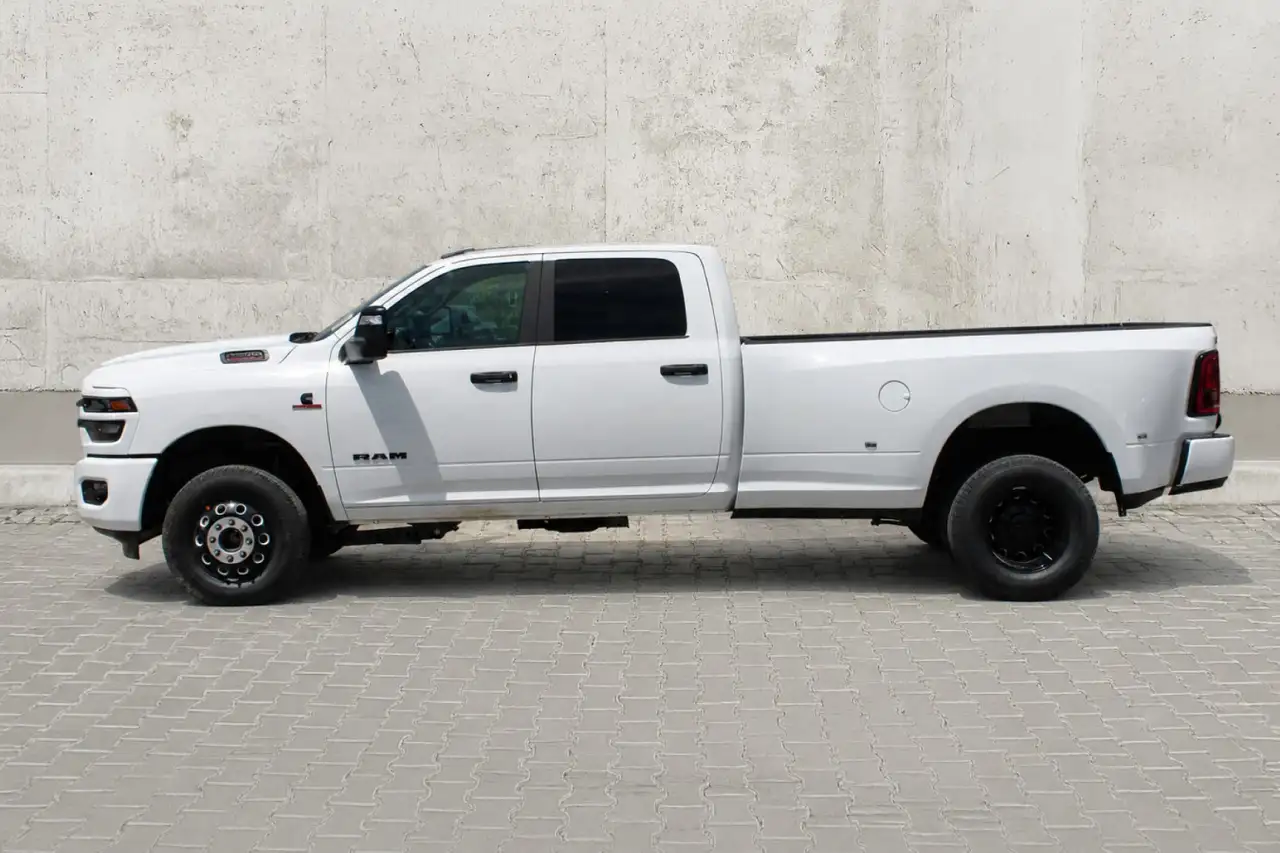 RAM 3500 photo RAM 3500