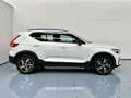 Volvo XC40 B3 Plus Aut. Blanco - thumbnail 2