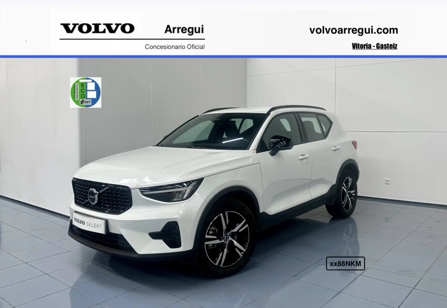 Volvo XC40 B3 Plus Aut. Blanco - 1
